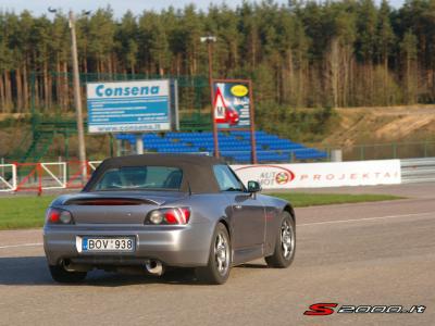 s2000_h7.jpg