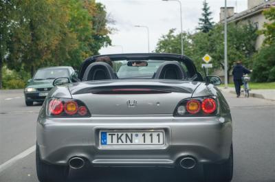 s2000meet01.jpg